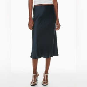 Aritzia navy blue slip skirt midi